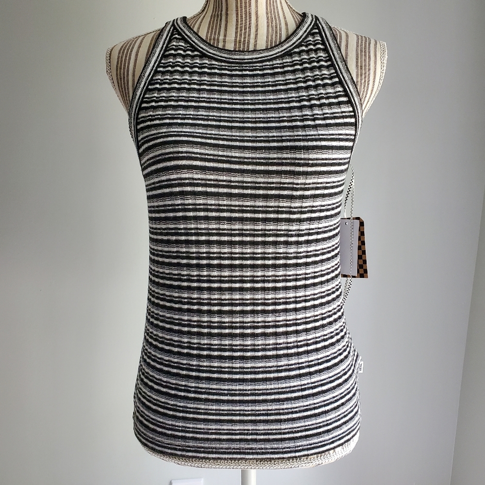 Vans Lumin Black and White Tank XL